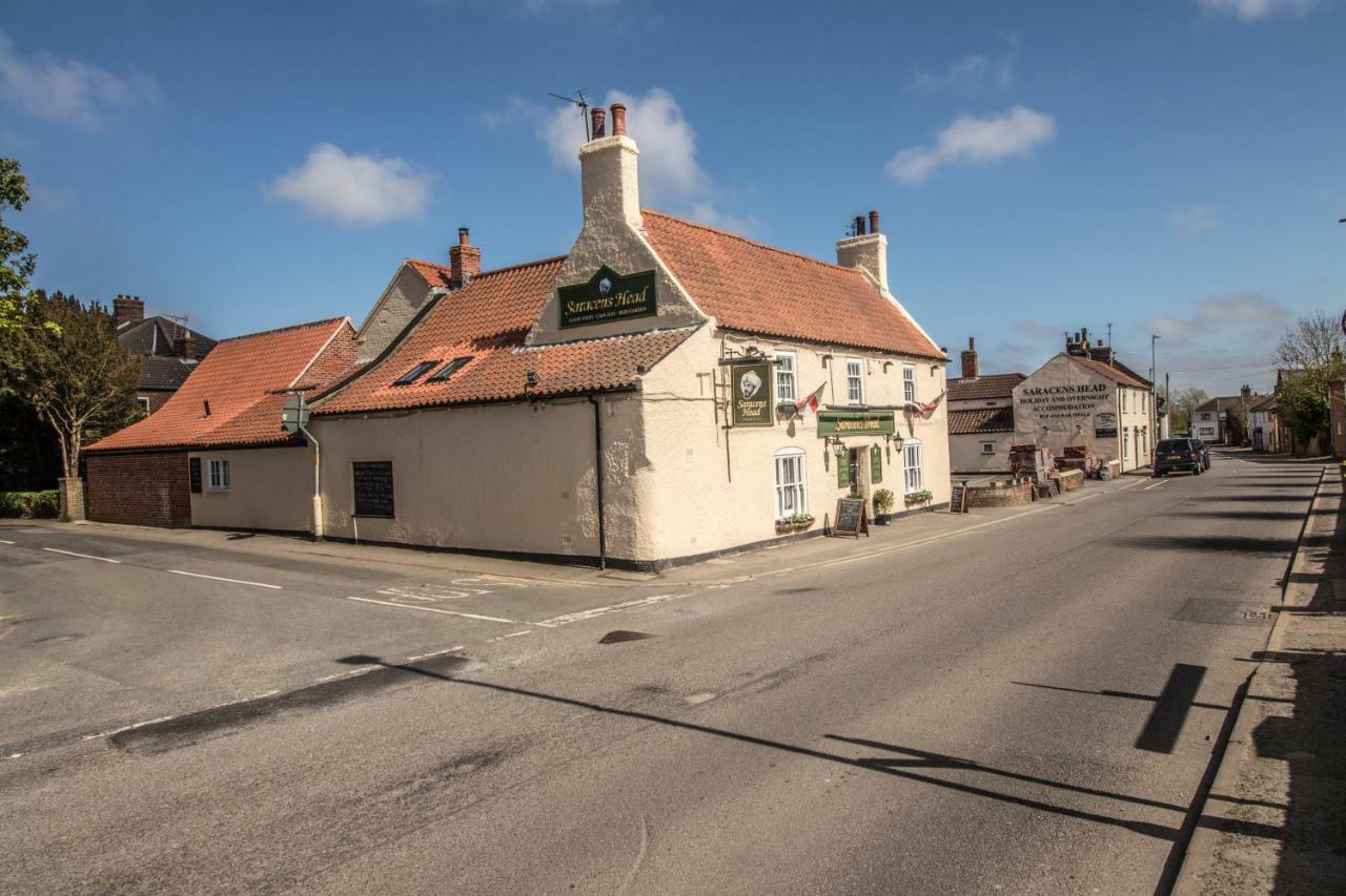 The Saracens Head The Conkera Lägenhet Chapel Saint Leonards Exteriör bild